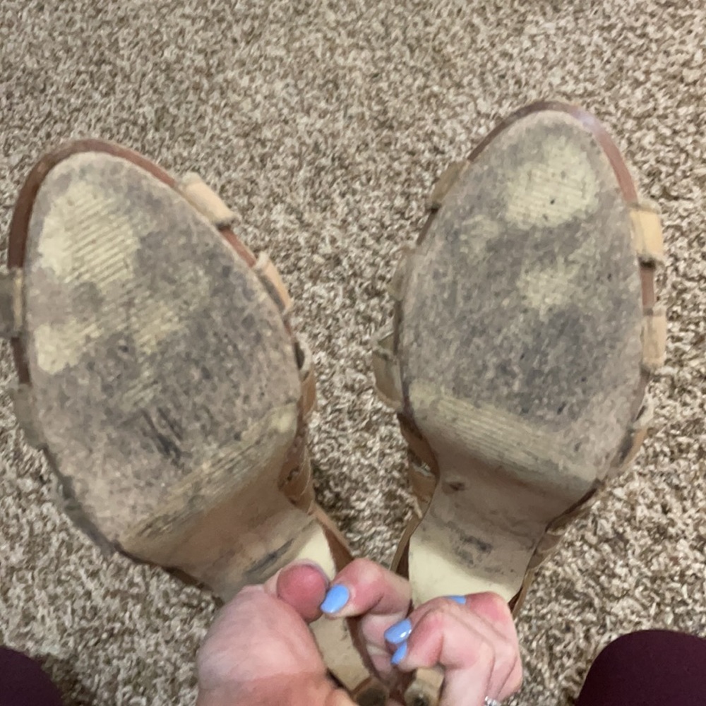 Chinese Laundry Heels - Picture 2 of 4